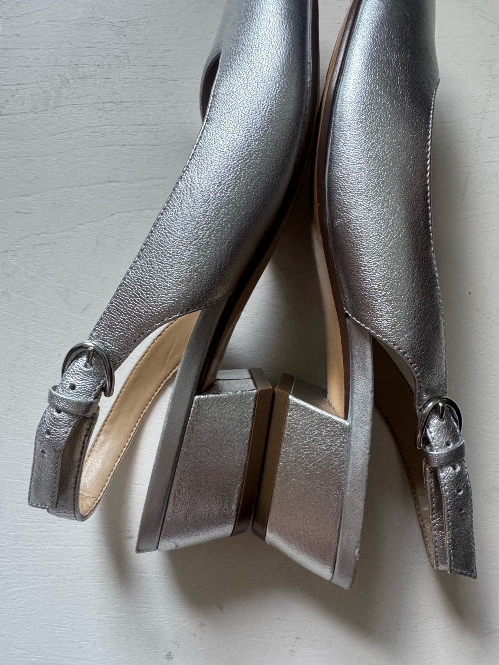 Nauralizer Banks Silver Leather Slingbacks - Picture 15 of 16
